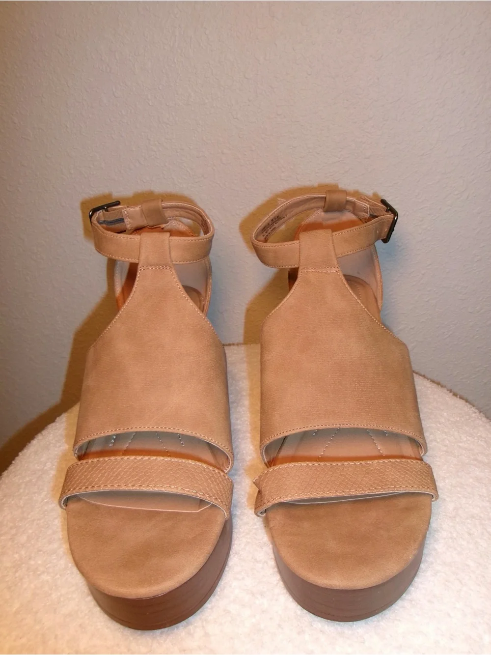 Wonderly Tan Platform Block Heel Sandals